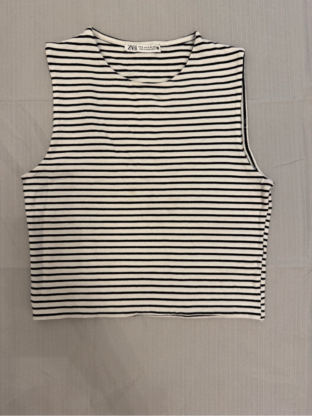 Zara Black and White Striped Sleeveless Crop Top